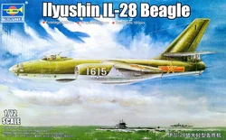 Trumpeter Assembled Aircraft Model Kit 01604 Chinese Ilyushin Il-28 Beagle Light Bomber 1/72