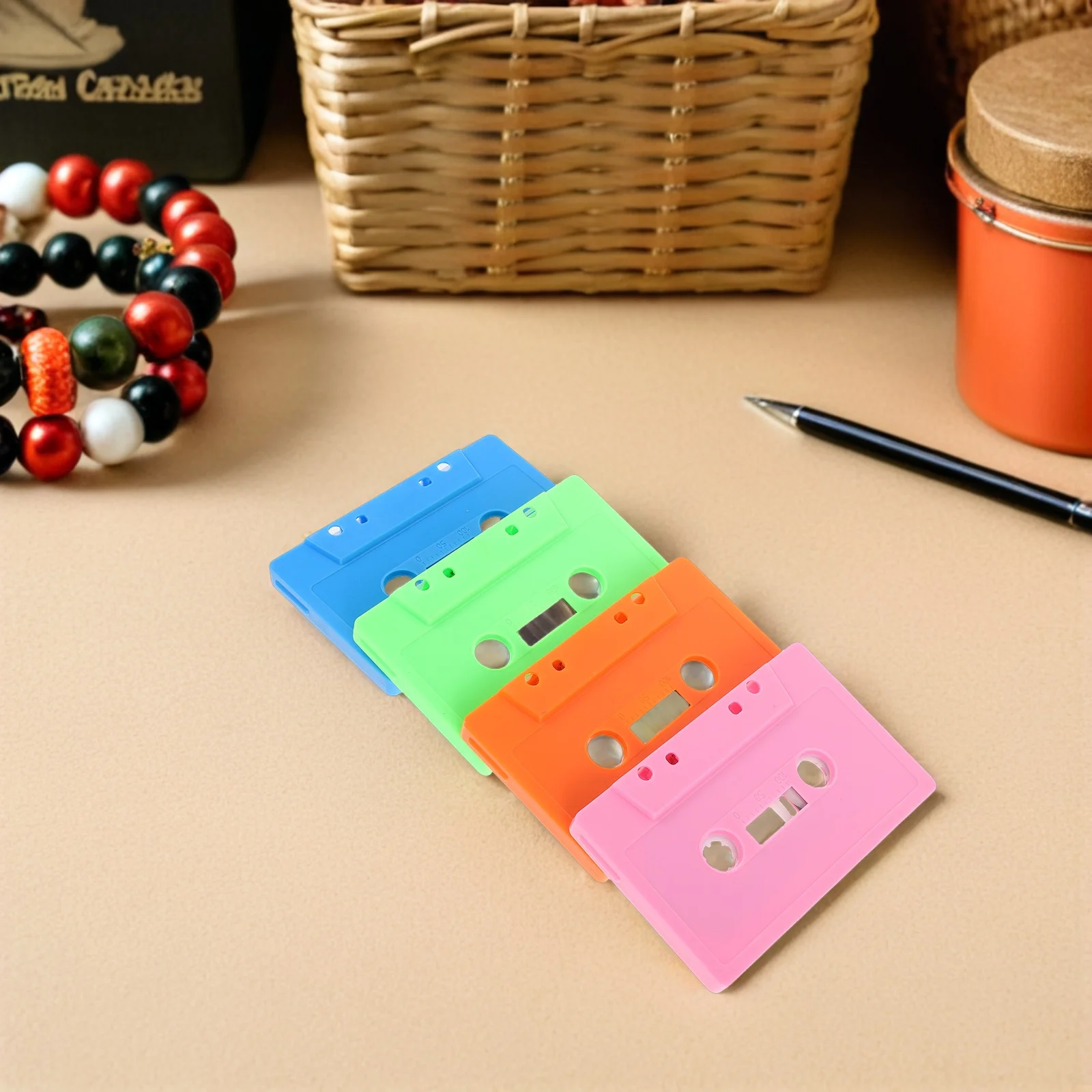 

4Pcs Vintage Cassette Tape Blank Audio Cassettes Empty Shells for DIY Music Recording Party Favor Decoration Wall Art