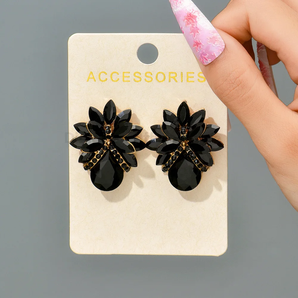 Versatile Creative Shiny Symmetric Stud Earrings for Women Exquisite Fresh Jewelry for Daily Travel Party Wear view 3