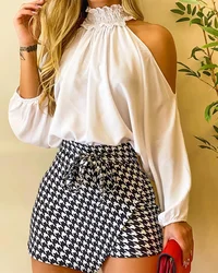 Conjunto de dos piezas para mujer, Top con hombros descubiertos y cuello fruncido, pantalones cortos con lazo frontal, falda ajustada Sexy, otoño