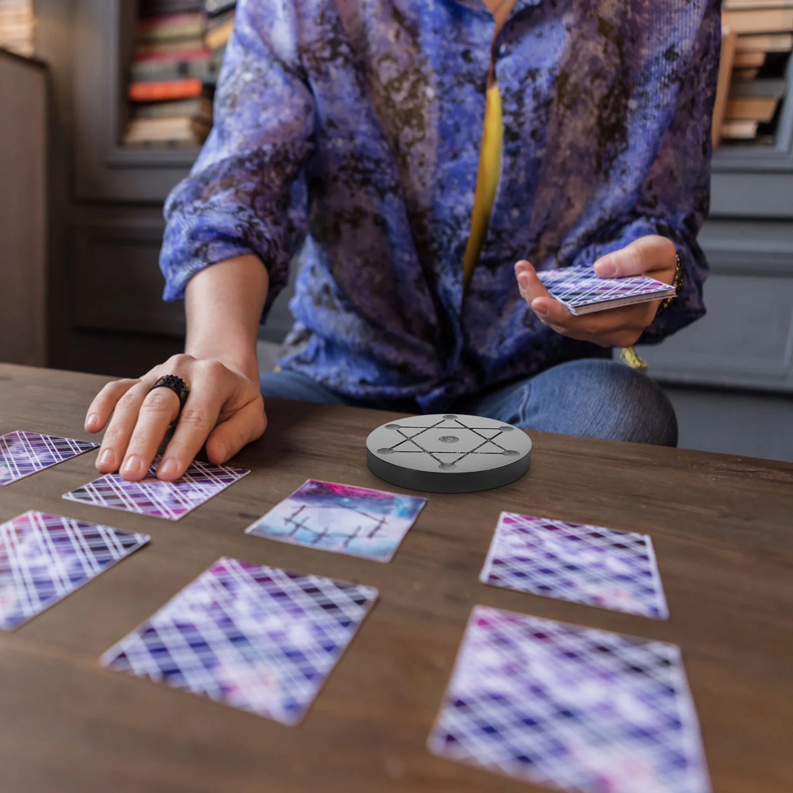 

Obsidian Seven Crystal Ball Array Stand Ornament for Desktop Display Plate Jewelry Storage Holder Decor