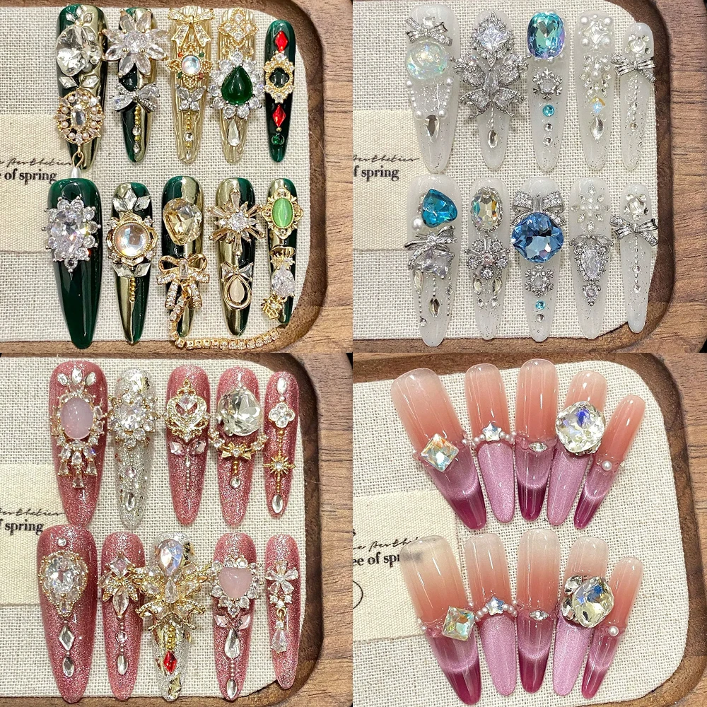 

10Pcs Handmade Super Long Stiletto Coffin False Nail Light Luxury Sparkling Rhinestone Cat's Eye Gradients Wearable Fake Nail