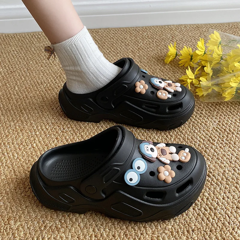 Summer outer wear cute thick-soled non-slip cartoon couple comfortable clogs Versatile Closed-Toe Sandals Slippers for Women