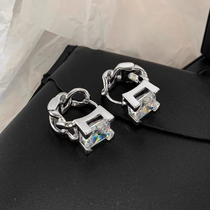 INS Silver Color Square Zircon Ear Buckle FOR WOMEN High Grade Heavy Industry Simple All-Match Fashion Charm Jewelry Earrings