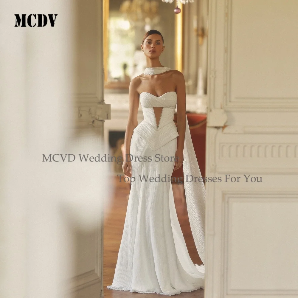 

Pleat Satin Backless Bridal Gown Mermaid Sexy Wedding Dresses Long Scalf Crystals Sleeveless Customized 2026 Vestido De Noival