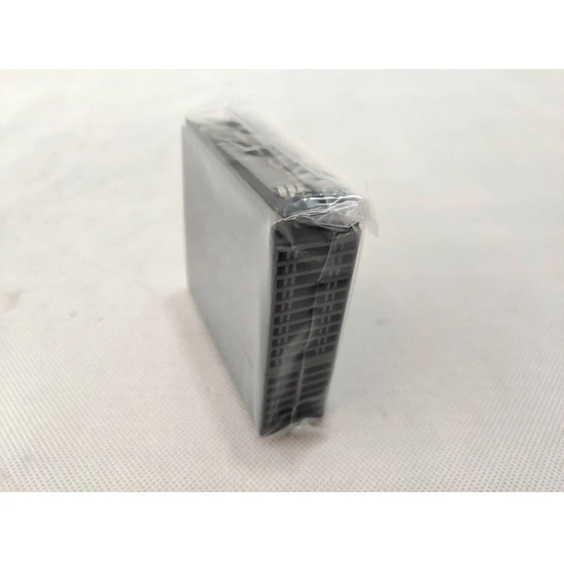 Original PLC programmable controller 32-point input module QX41 cathode common end type
