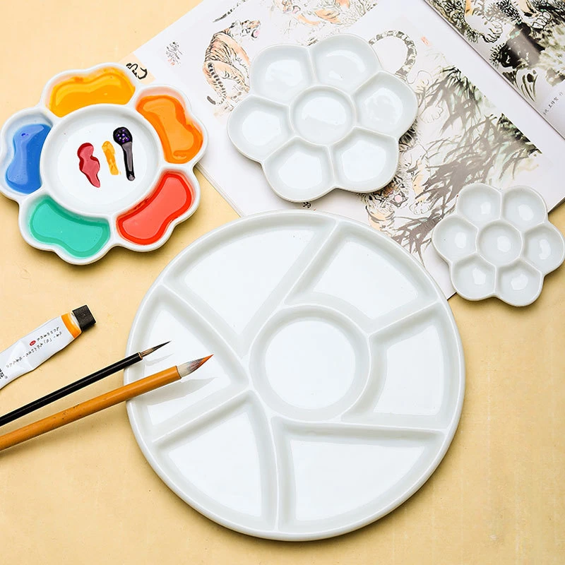 

Plum Blossom Ceramic Palette Mixed Color Pigment Palette Round Ceramic Tray for Watercolor Gouache Painting Art Supplies