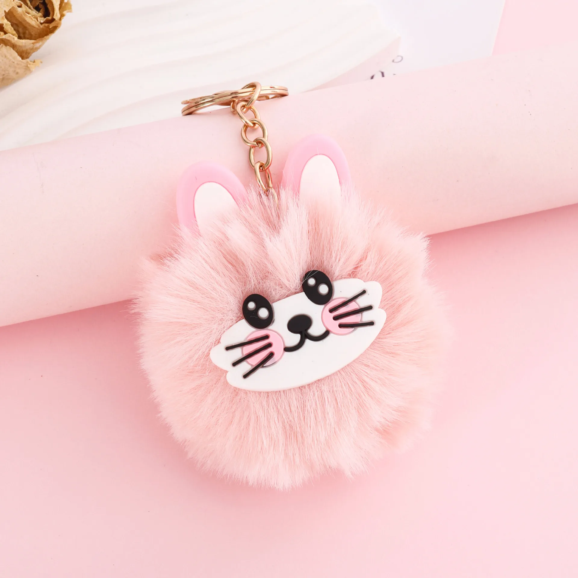 1pcs New Cat Plush Charms Cartoon Plush Keychains Pendants Exquisite Cute Fuzzy Ball Bag Car Keychain Backpack Decoration Charms