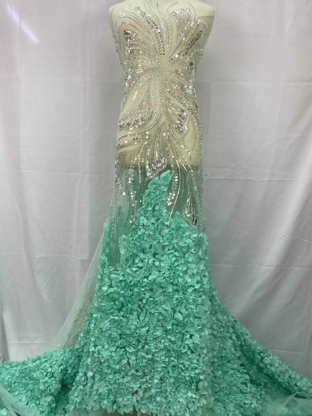 الخرز الأفريقي أقمشة الدانتيل 2025 5 ياردة عالية الجودة ثلاثية الأبعاد زهرة الترتر الفرنسية شبكة تول التطريز الزفاف الدانتيل JH62HJ-25