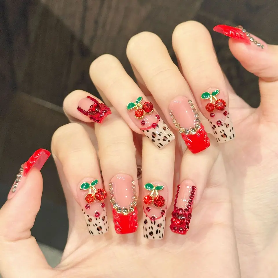 10 pzas uñas largas cuadradas hechas a mano, estilo chic francés rojo cereza y leopardo, ideales para festivales, fiestas y uso diario 3