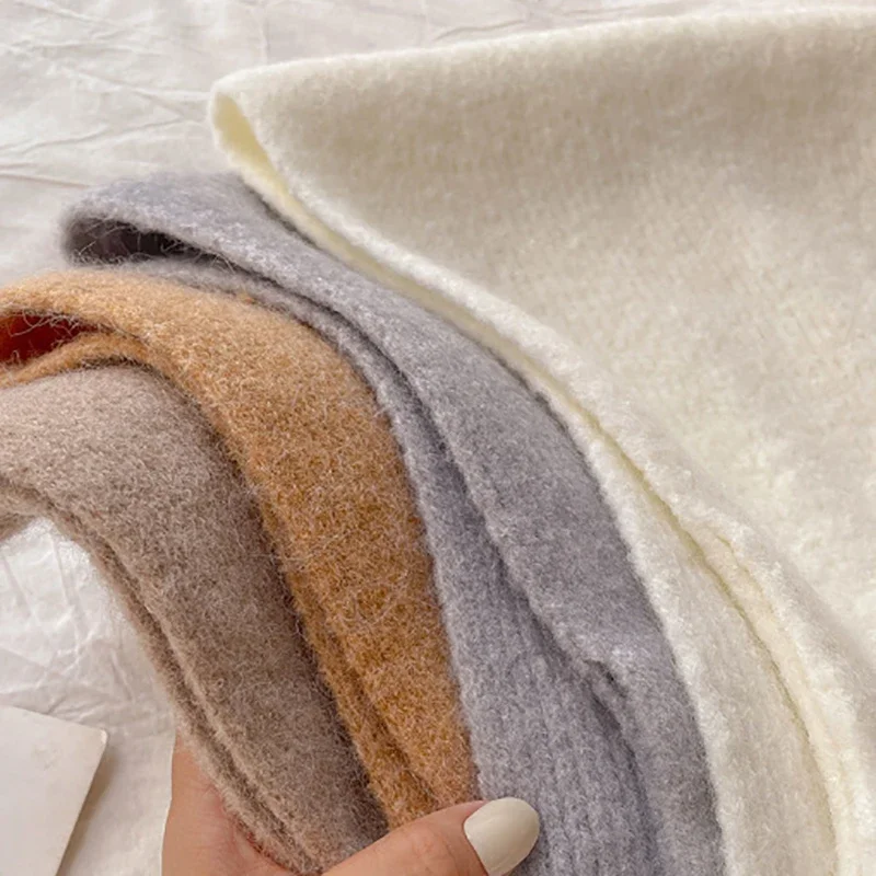 Selendang Pelindung Leher Warna Solid Syal Silang Rajutan Penutup Leher Penghangat Leher Wanita