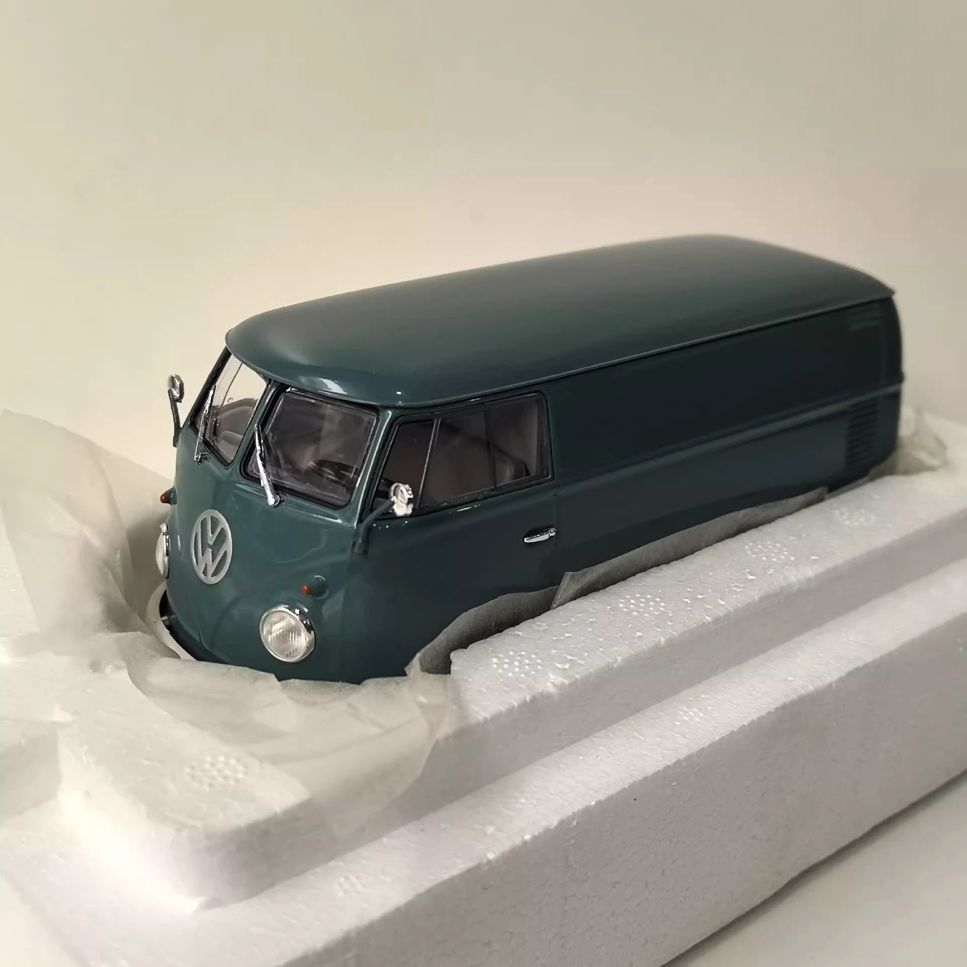 Modèle de voiture en alliage moulé sous pression SCHUCO, échelle 1/32 VW T1B KASTEN Van