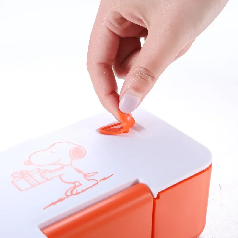 Snoopy Lunch Box per bambini semplice microonde plastica Crisper creativo porta cellulare scatola di immagazzinaggio regalo per bambini