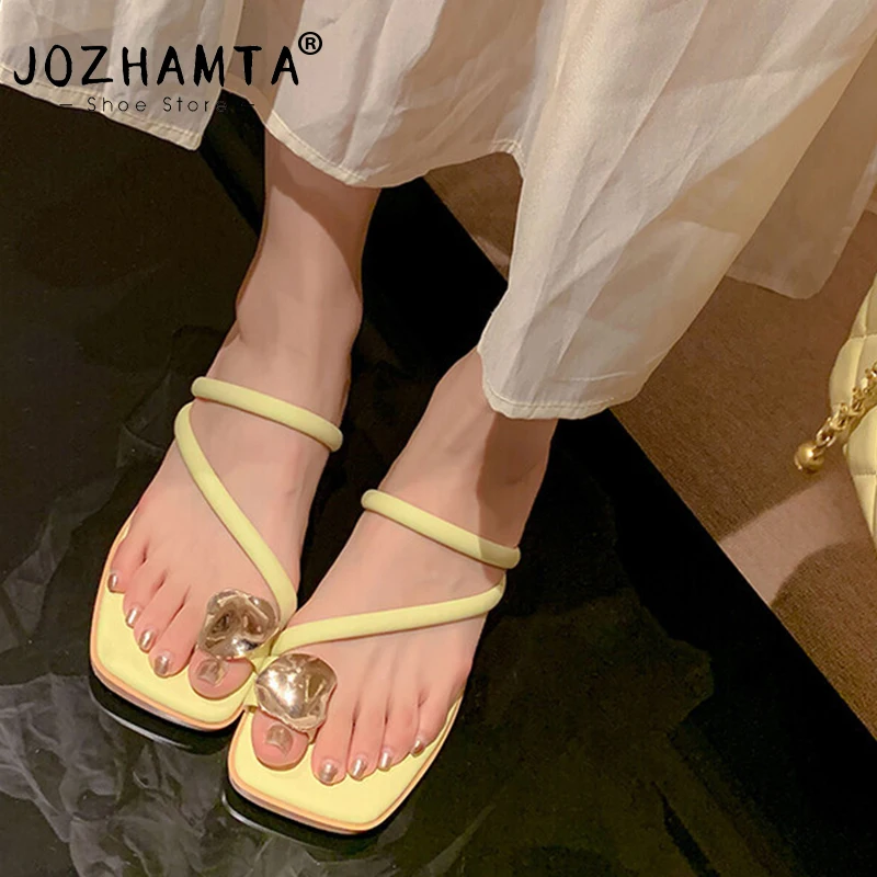 

JOZHAMTA 2024 женские сандалии на среднем квадратном каблуке, повседневная обувь, женские тапочки с ремешком на пятке и квадратным носком, туфли-лодочки, размеры 34-39