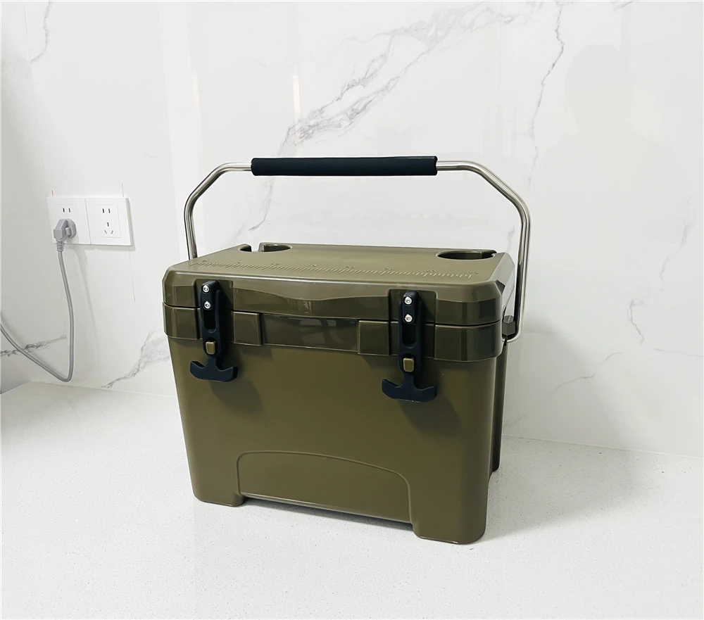 Wholesales Customized Color 15L Cans Use PU Foam Insulation Box PP Plastic Cooler Box