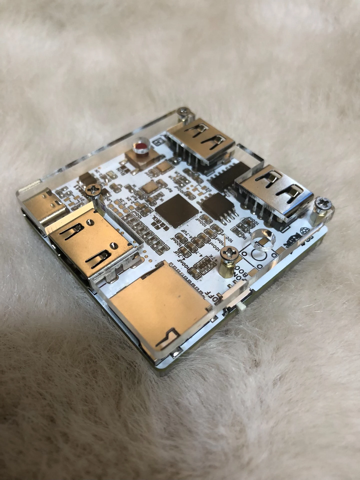 Retro Mini Macintosh 128K Pock - огляд і ціна Retro Gaming Hub