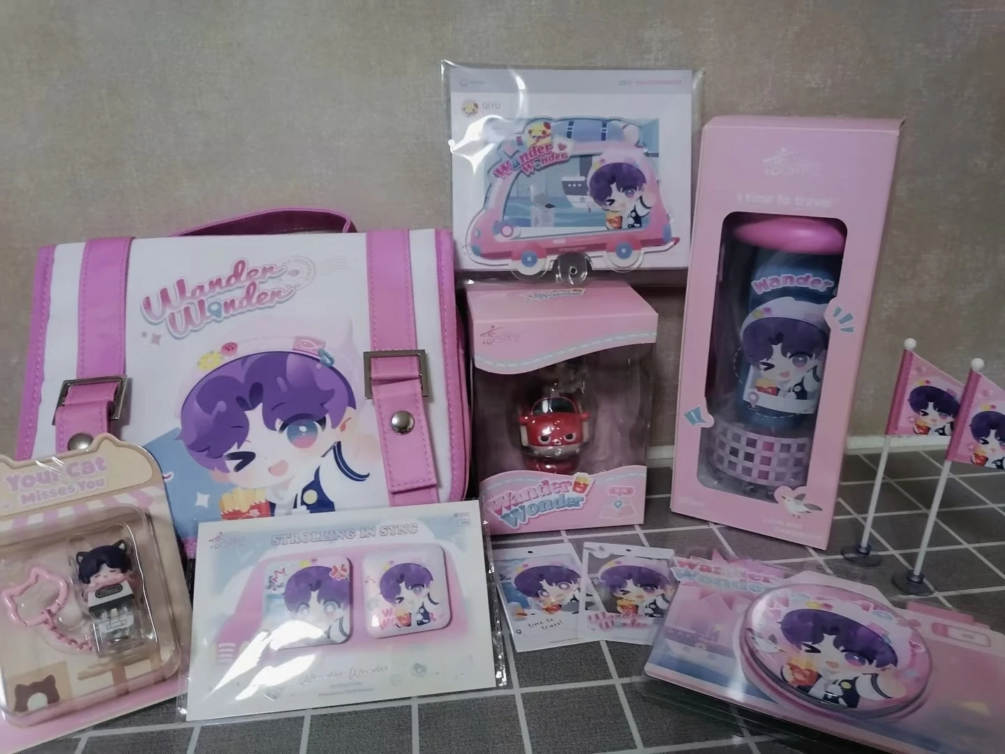 Embroidery Love - [Barang Dagangan Resmi] Love and Deepspace