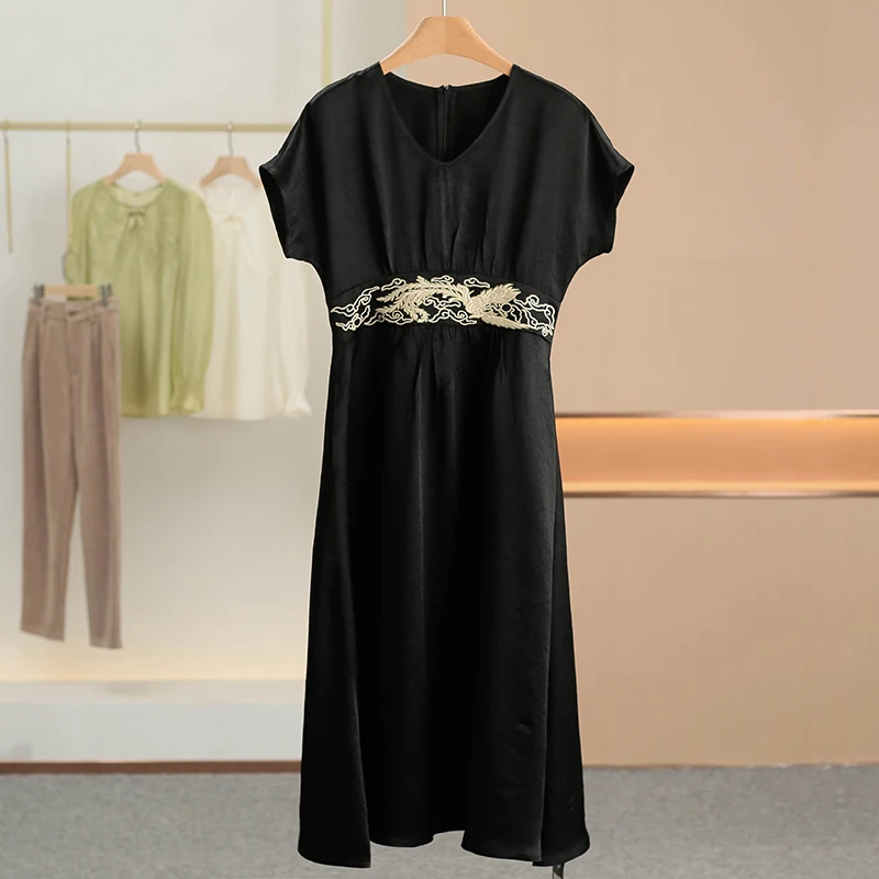 

Elegant Embroidered Dress with Acetate Texture Sensation Summer New Arrival Women's Clothing Short Sleeve V-Neck Midi Skirt