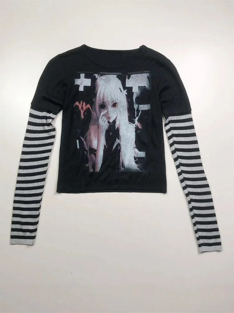 

Весенняя новинка: модный женский лонгслив с черно-белыми полосками, мультяшным принтом и круглым вырезом в готическом стиле