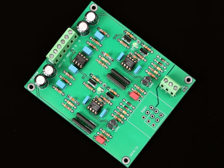 

Twin field transistor input Class A preamplifier