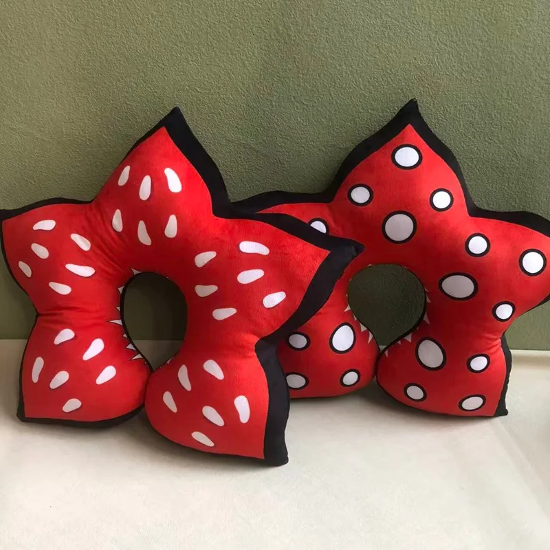 Cute Flower U-Pillow Fluffy U-Shaped Neck Pillow Dustin Plush Toy Plush Pillow Carnivorous Plant Modeling Cushion