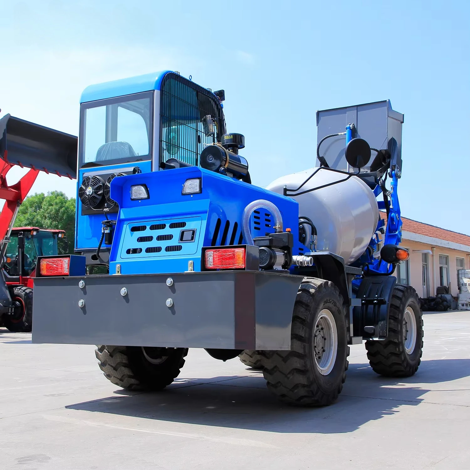 1 Cubic Meter Self Loading Mobile Concrete Mixer Batch Truck