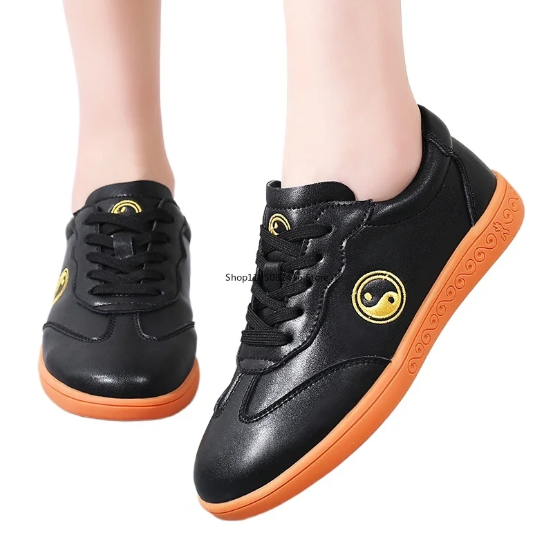 

Professional Non Slip Women Tai Chi Shoes Low Top Men Martial Arts Training Shoes Comfortable Bagua Shoes Outdoor Sneakers