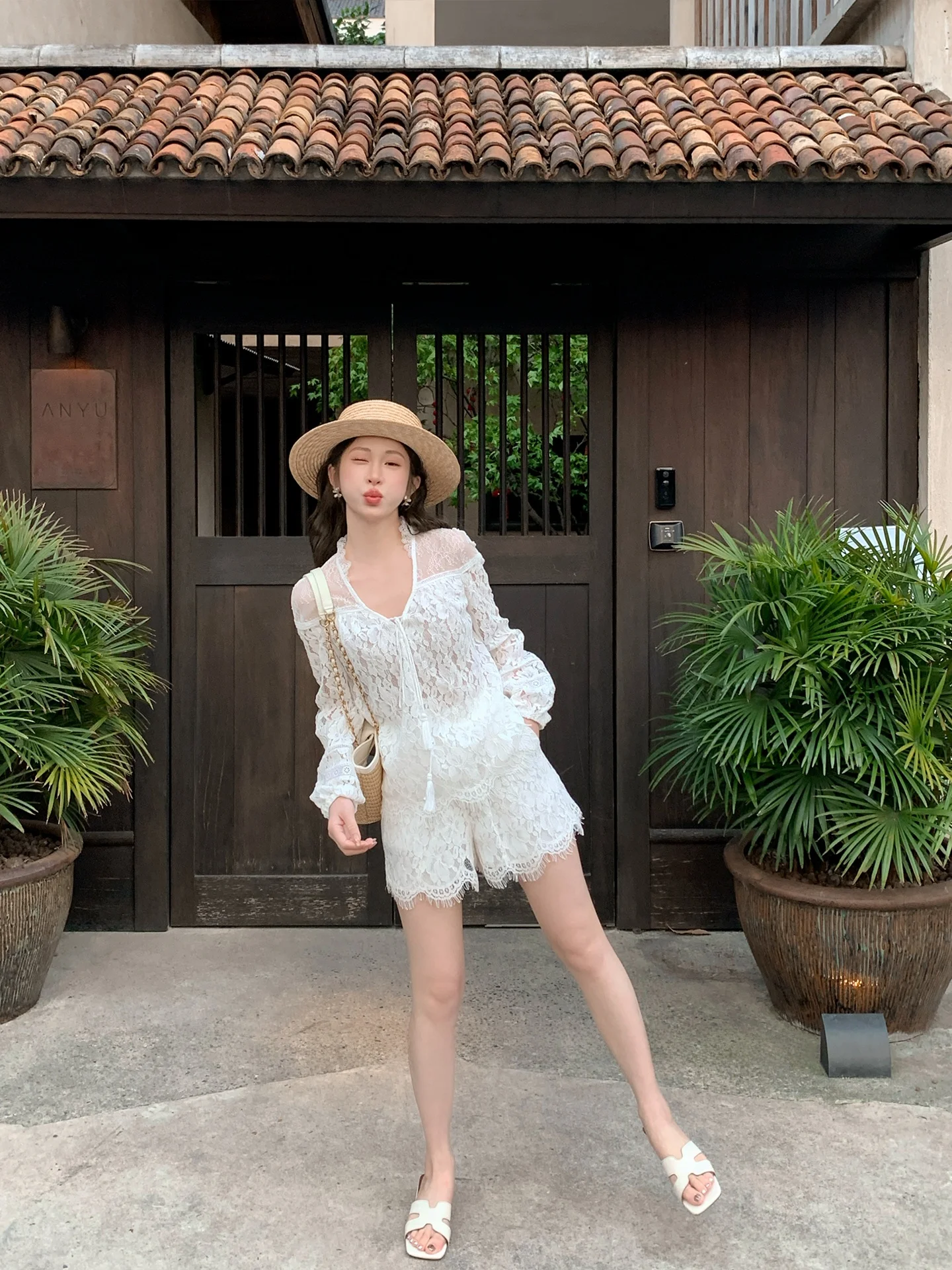 

High Waist A-Line Short Pants Women's Lace Patchwork Spring Summer Cotton Commute Style Wide Leg Pants Ladies Fashion