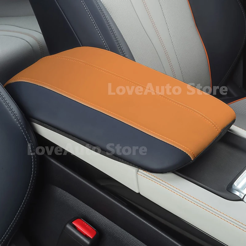 

For BYD SONG PLUS DM-i EV 2021 2022 2023 Car Central Armrest Organizer Storage Box Decoration Leather Case Cover Accessories