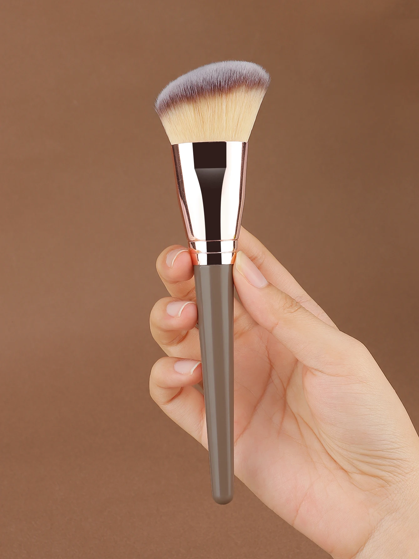 1-teiliges professionelles Make-up-Pinsel-Set, hochwertige synthetische Foundation-Pinsel zum Mischen von Puder, konische Kabuki-Flüssigkeit