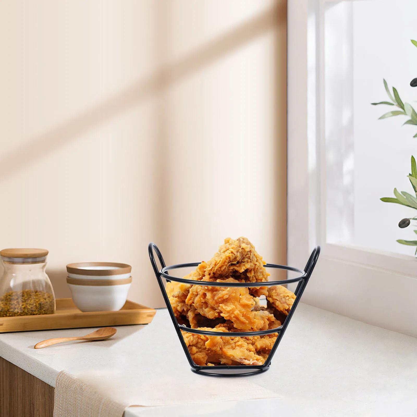 

Fried Chicken Serving Basket Hollow-Out Snack Container Metal Storage Organizer for Home Daily Use and Party Decoration