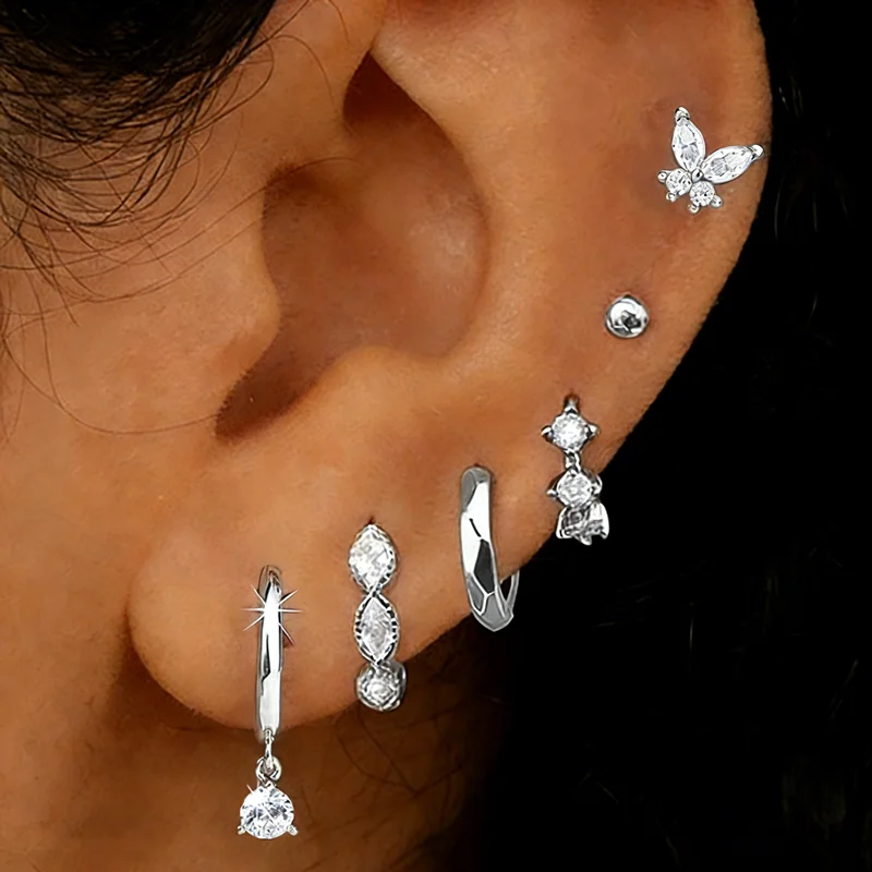 6-teiliges glänzendes Kristall-Huggie-Ohrring-Set für Damen, Tragus-Helix-Schmuck, Schmetterlings-Knorpel-Ohrstecker, Großpackung für Ohrläppchen-Piercings