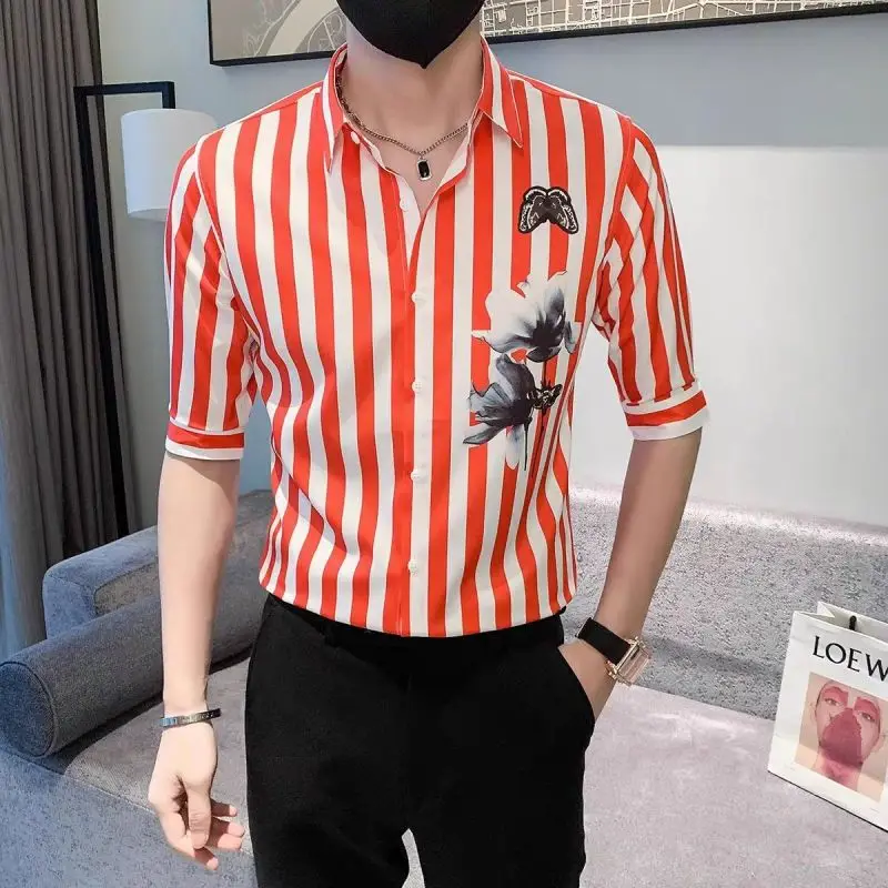 2023 New Summer Trend No Iron Anti Wrinkle Slim Fitting Korean Version Lapel Stripe Print Medium Sleeve Handsome Men\'s Shirt