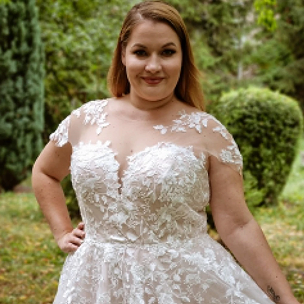 Plus Size Brautkleider für Frauen Kurzarm eine Linie Brautkleider mit Spitze neue weiche Tüll Schnürung Vestidos de Novia