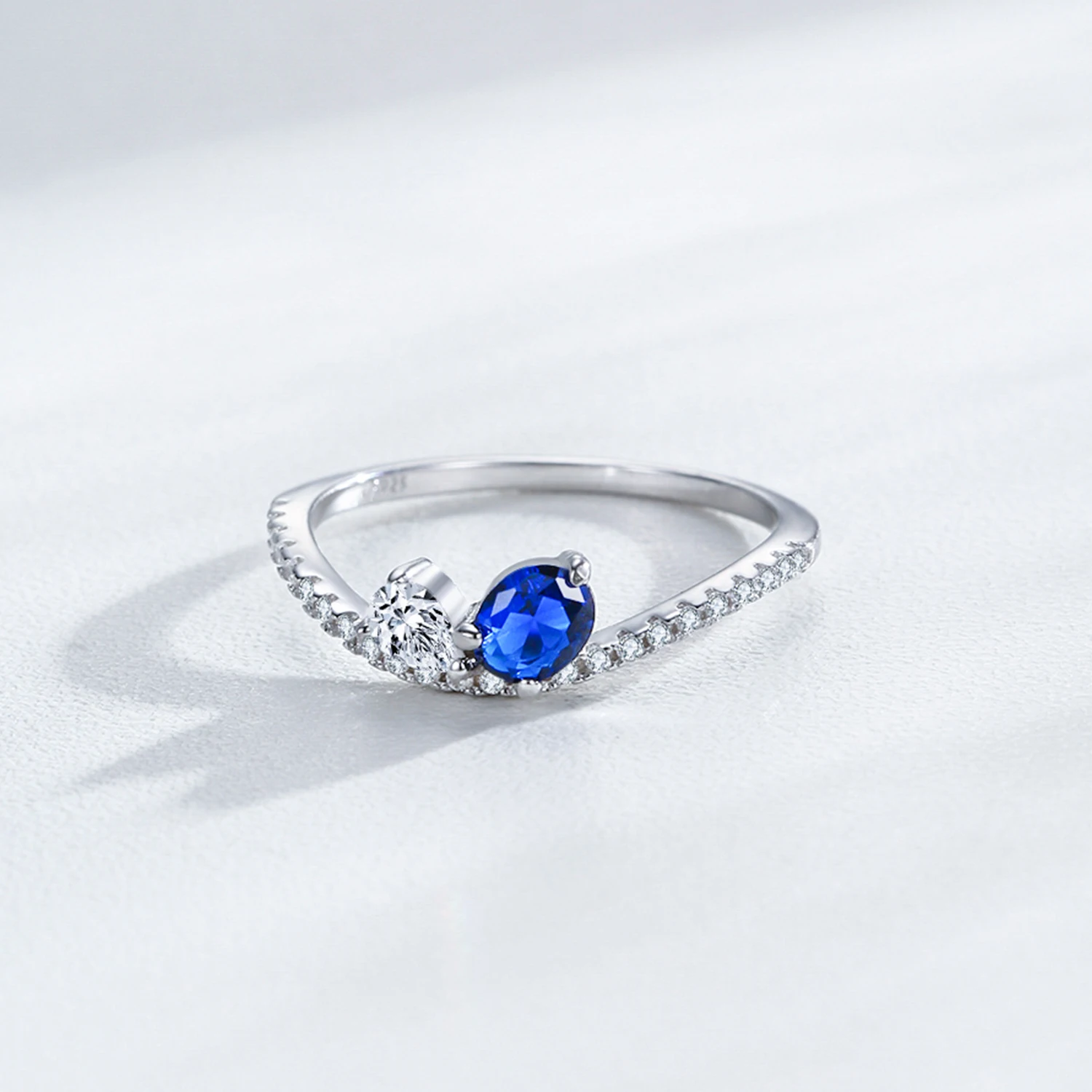 Ailmay 925 Sterling Silver Sparkling Blue White Finger Ring For Women Girls Party Fashion Stackable Fine Jewelry 3