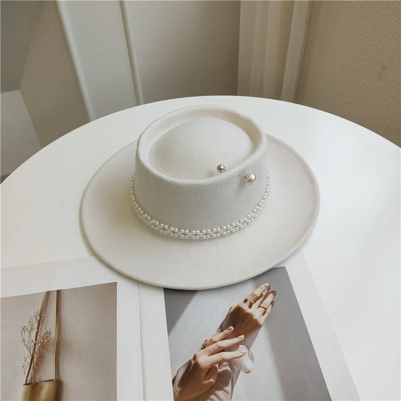 Fedora Pearl Jewelry Women\'s Hat Straw Hat Jewelry Belt Buckle Outdoor Decoration Pearl Fashion Belt Wholesale