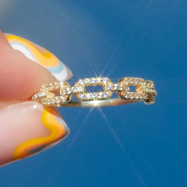 Układanie kuba Chain Link Ring dla kobiet Iced Out cyrkon kryształ pasujące złoty pierścień akcesoria punkowe Trend biżuteria hurtowych R727