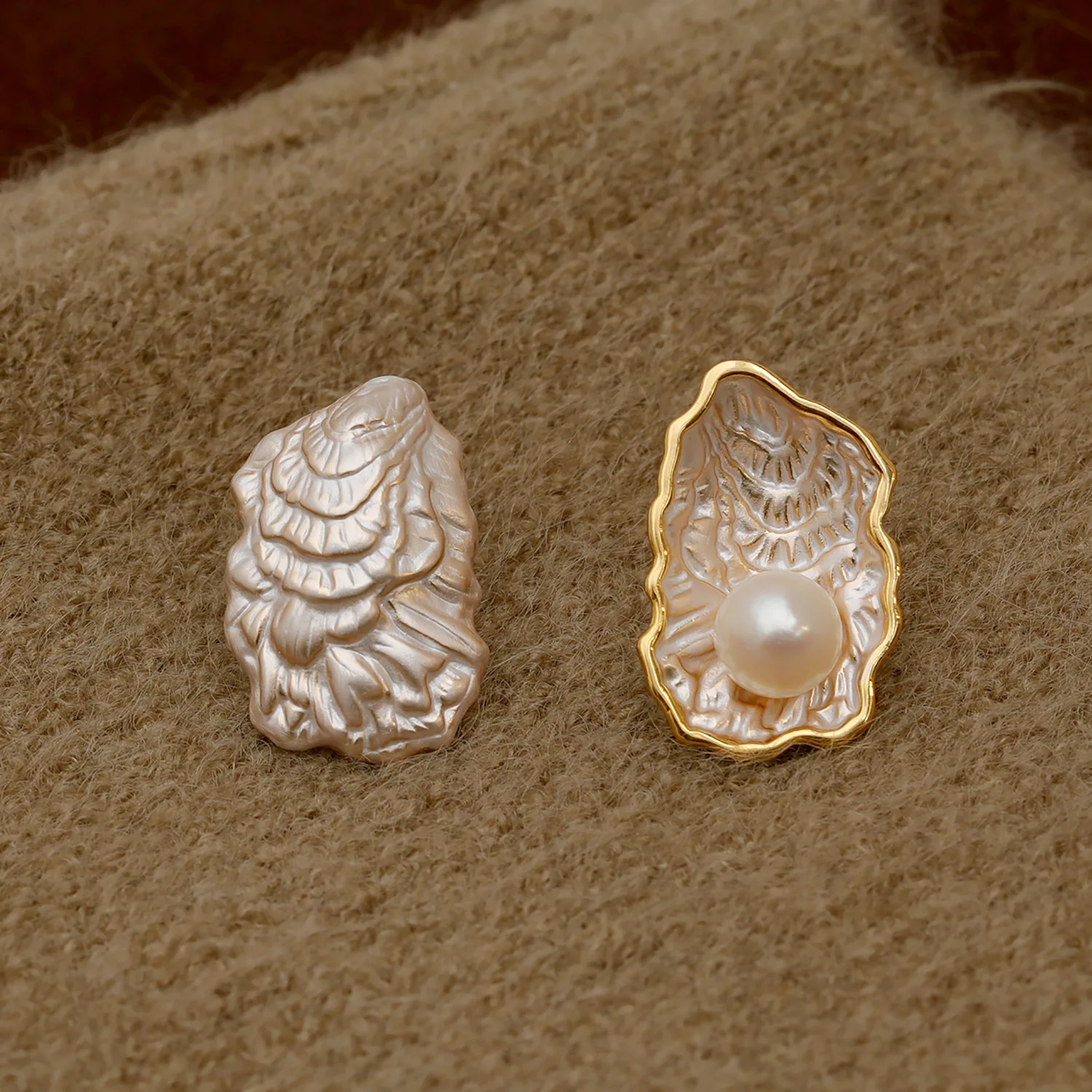 Geometric Shell Silver Needle Stud Earrings With Natural Fresh Gorwth Pearl  Beads With Delicate Filled Korea Jewelry for Women