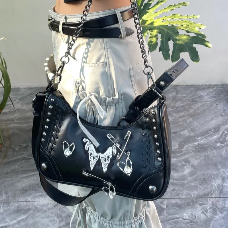 

Xiuya Y2k Black Shoulder Bag Skull Butterfly Applique Rivets Heart Chain Handbag American Style Hip Hop Punk Cool Underarm Bag