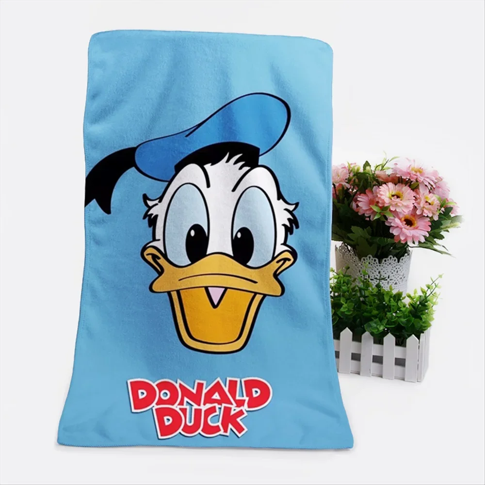 Donald Duck Beach Towel Anime Figures Cartoon Product Cosplay Accessories Customized Bath Towel Washcloth Gift