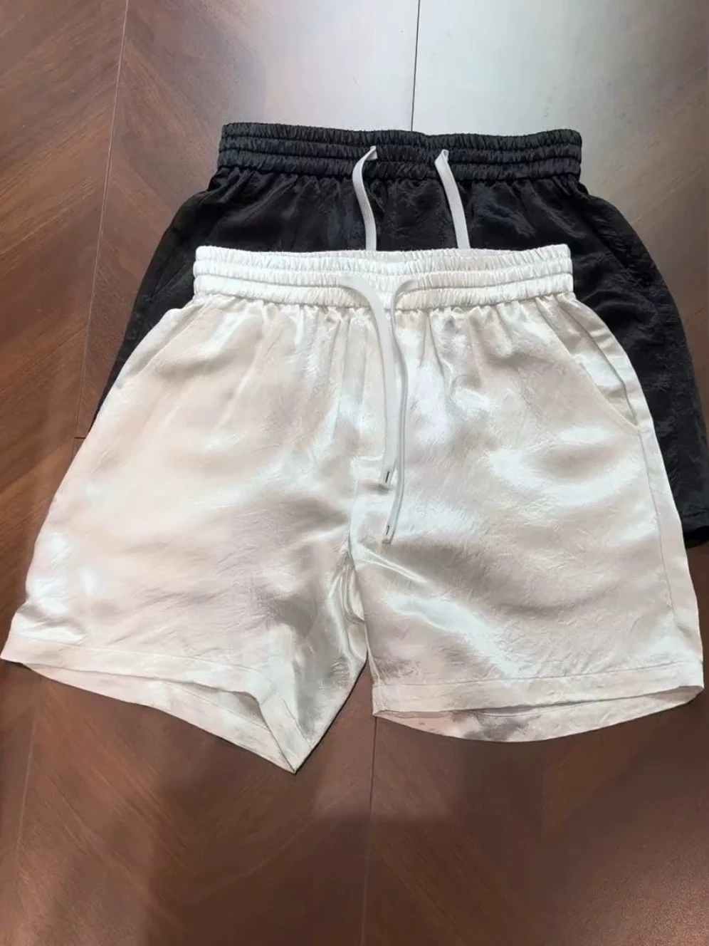 Acetate Satin Ice Silk Men's Shorts Breathable Summer Lightweight Luxury Drapey Four-Legged Pants Loose Fit Pure Color