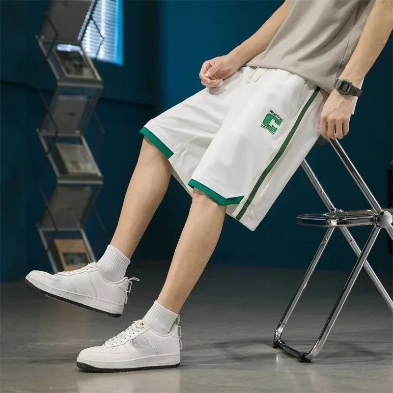 

Белые свободные мужские короткие брюки, мешковатые спортивные спортивные джоггеры, мужские шорты с широким шнурком, эластичные роскошные Xl оптом, персонализированные Xxl