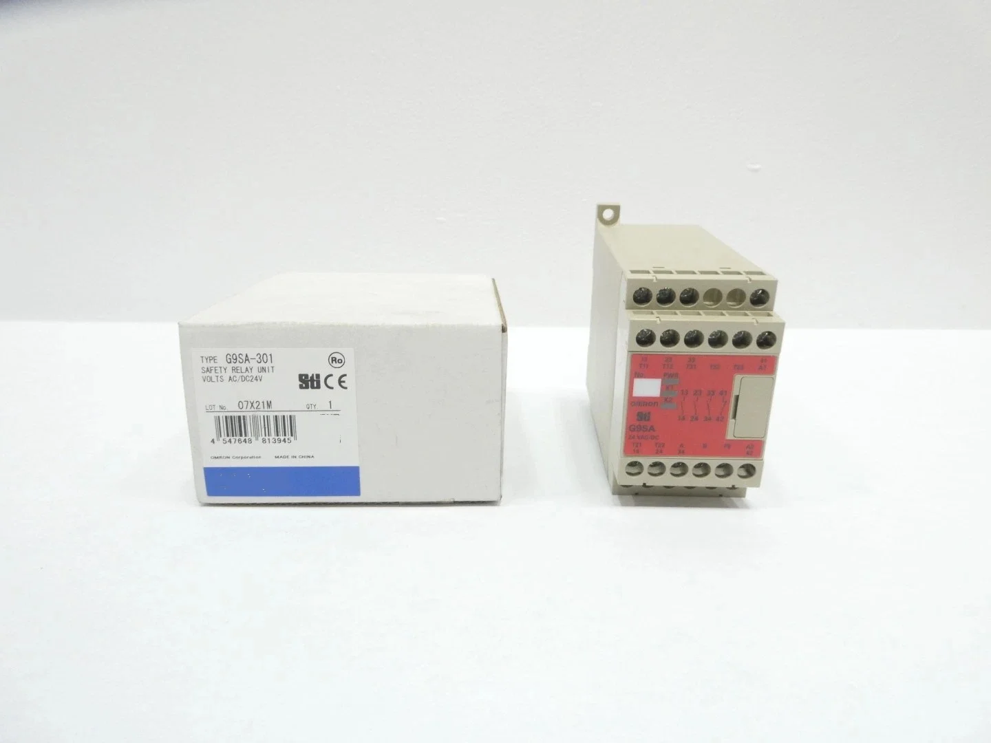 

G9SA-301 AC/DC24 G9SA9001D safty relay