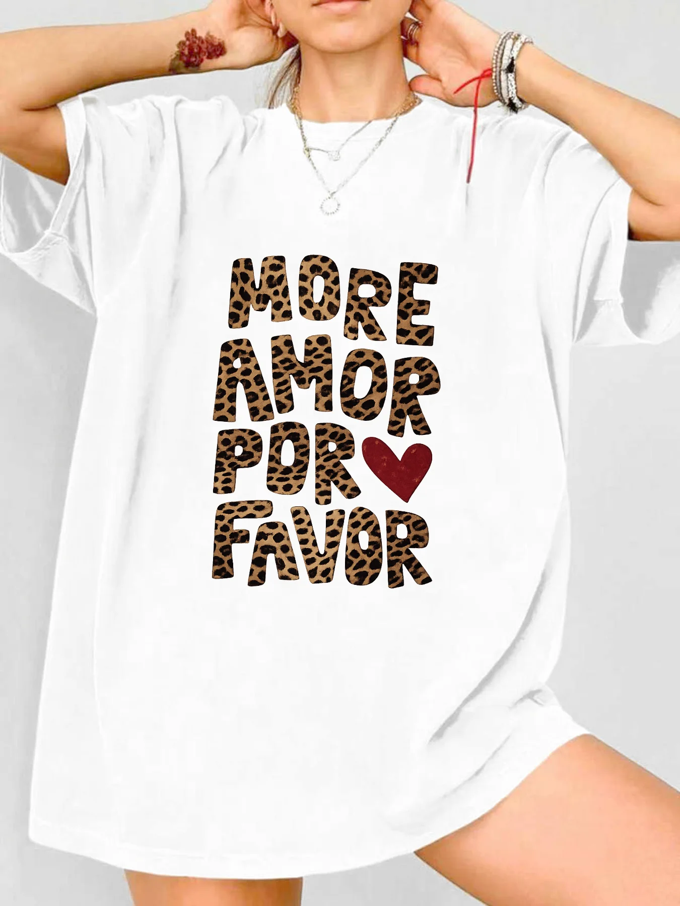 

【WDS00114】Женская футболка больших размеров с круглым вырезом, короткими рукавами, эластичными полурукавами и модными принтами.