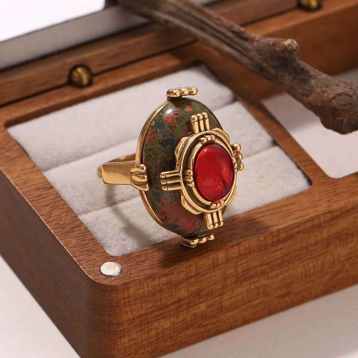 

Vintage Gold Plated Oval Ring with Natural Stone Mother of Pearl Inlay - Unique Bohemian Statement Jewelry for Women