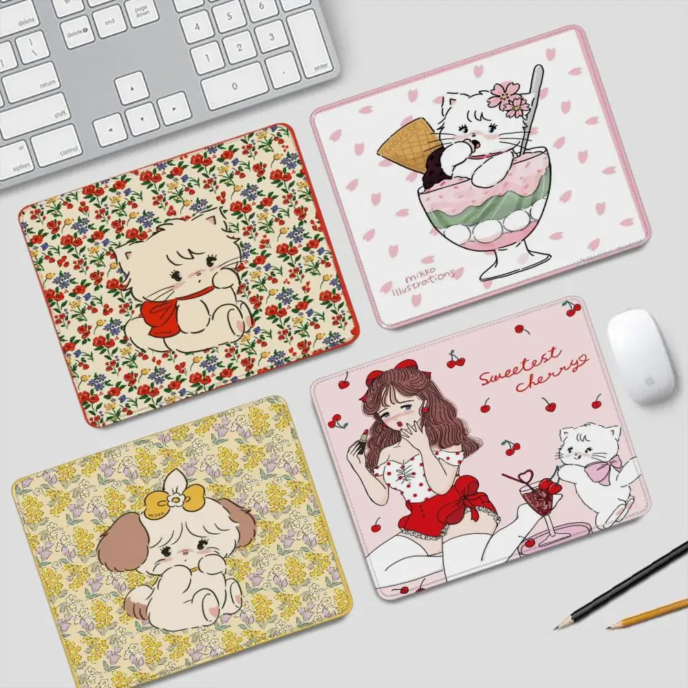 

Mikko Illustrations Mouse Pad Small Gaming Mat Desk Gadgets Mousepad Gamer Office Rug Offices Accessories Mats Anime Computer Ma