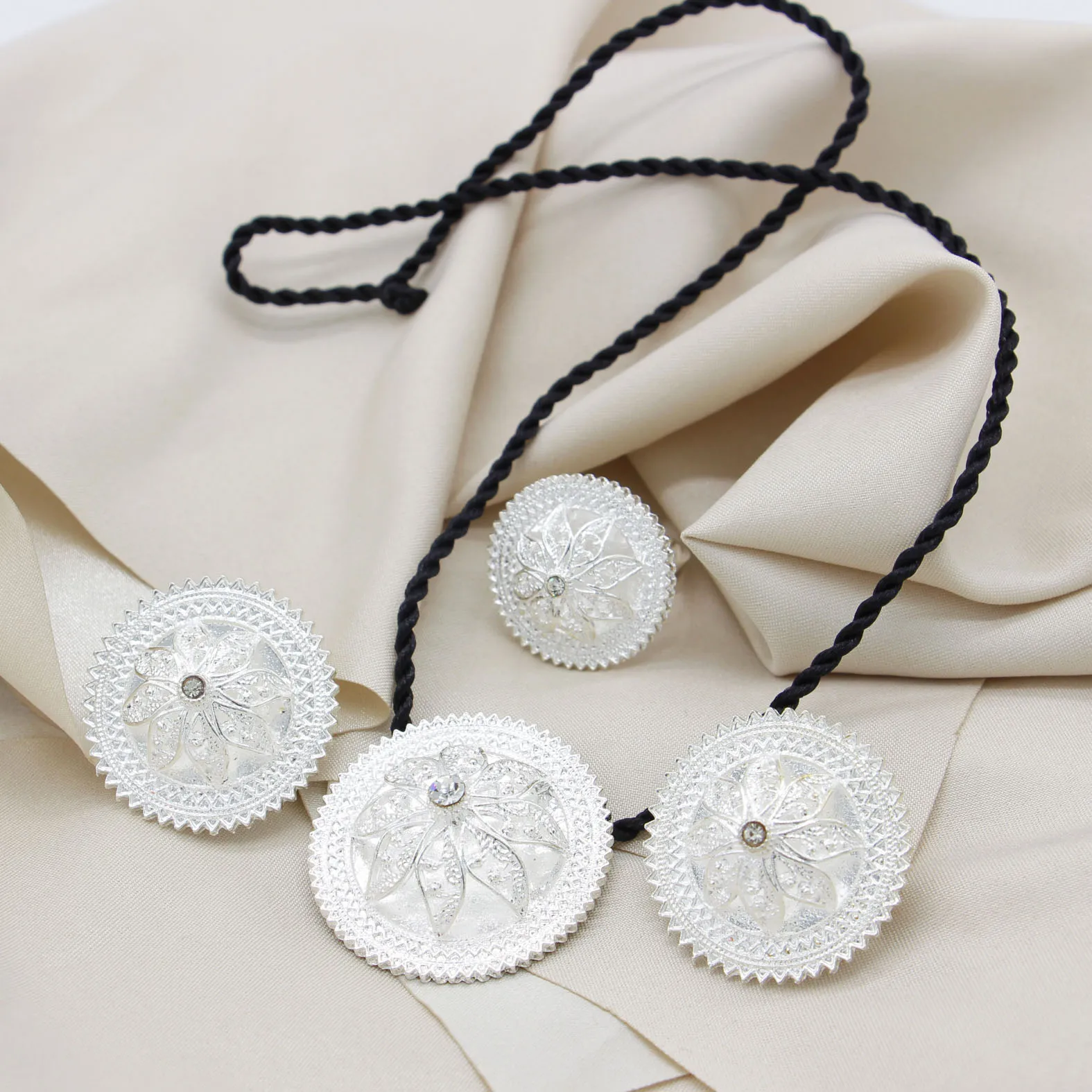 

Adixyn Ethiopian Crystal Pendant/Earrings/Ring/Necklace Jewelry Silver Plated Habesha Jewelry African Wedding Jewelry Sets N0408