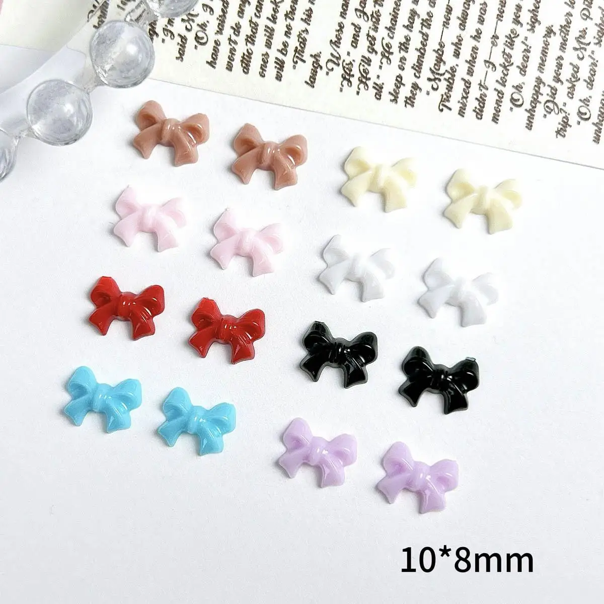 50PCS Bunte Glänzende Schleife Nail art Zubehör 3D Harz Süße Helle Oberfläche Band Bogen Nagel Charms Liefert für Maniküre DIY