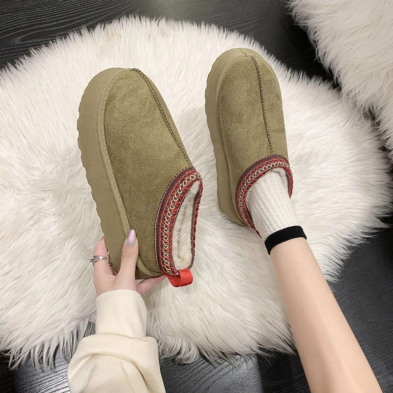 Chelsea Botas de neve para mulheres, pelúcia curta pelúcia, apartamentos quentes, sapatos de plataforma, chinelos de camurça, chinelos de inverno, nova marca