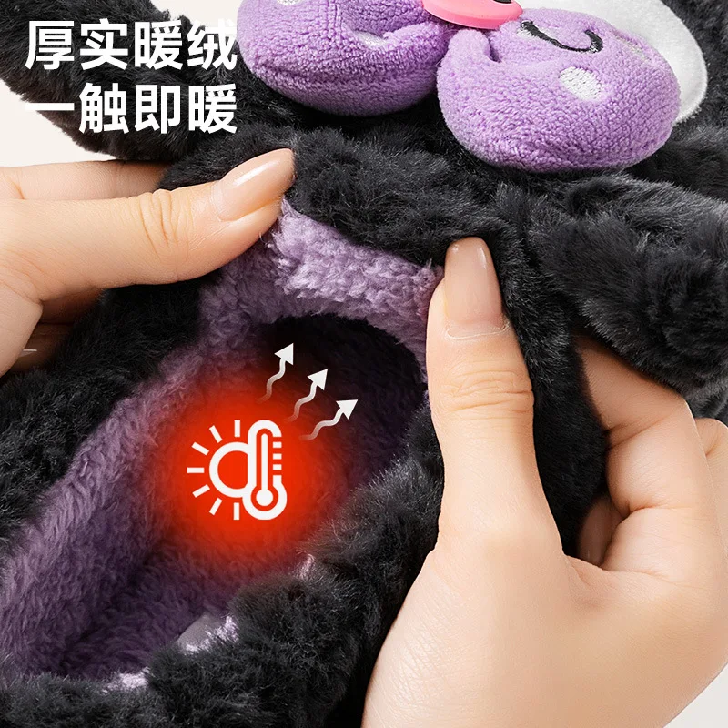 لطيف الشتاء Kuromi المرأة نعال من القطن أنيمي مرحبا كيتي نعال قماش الكرتون عدم الانزلاق الفتيات الدافئة سميكة القاع الأحذية